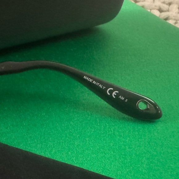 Givenchy aviator Sunglasses (unisex) - Picture 4 of 6